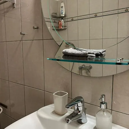 ησυχο και ανετο Apartamento Lamía